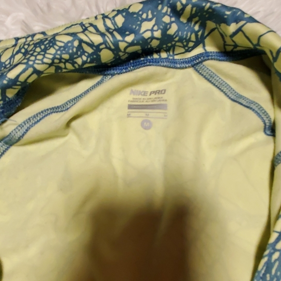 NIKE PRO DRI FIT HALF ZIP PULLOVER - Picture 4 of 10